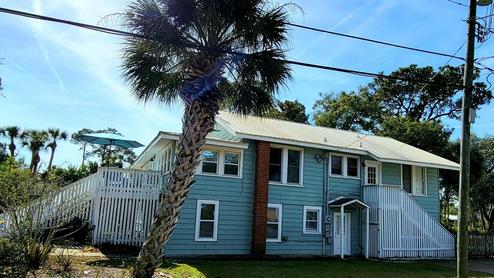 1201 Lovell Avenue By Tybee Beach Vacation Rentals Tybee Island Exteriör bild