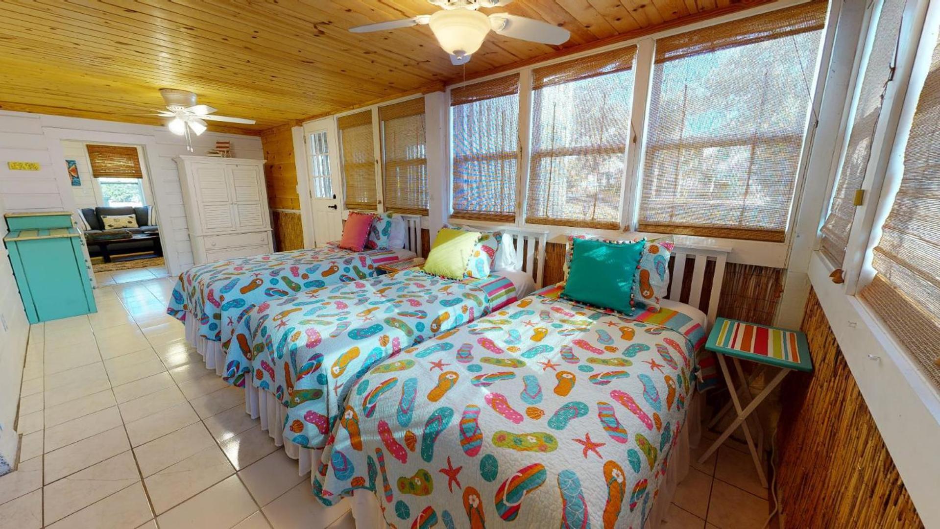 1201 Lovell Avenue By Tybee Beach Vacation Rentals Tybee Island Exteriör bild