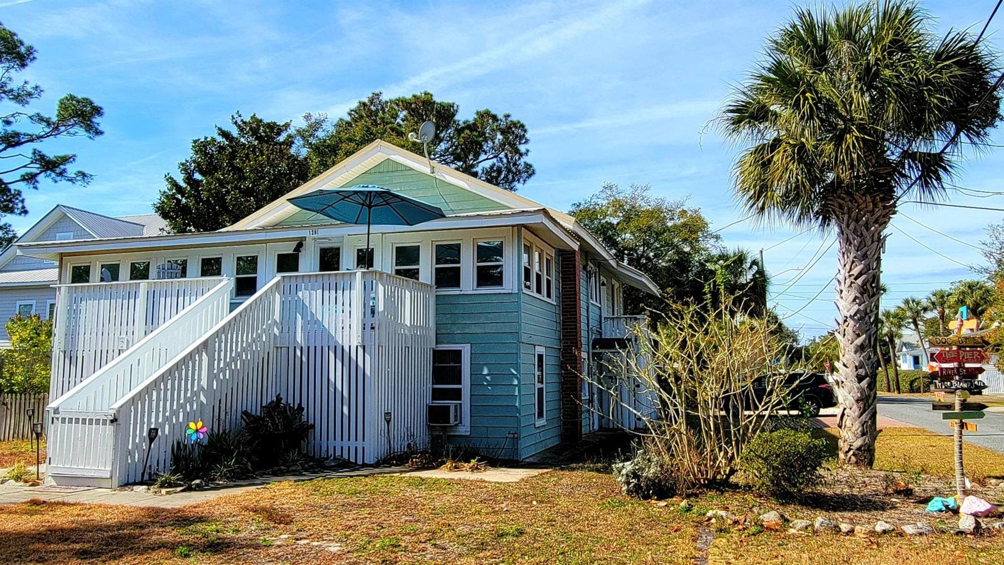 1201 Lovell Avenue By Tybee Beach Vacation Rentals Tybee Island Exteriör bild