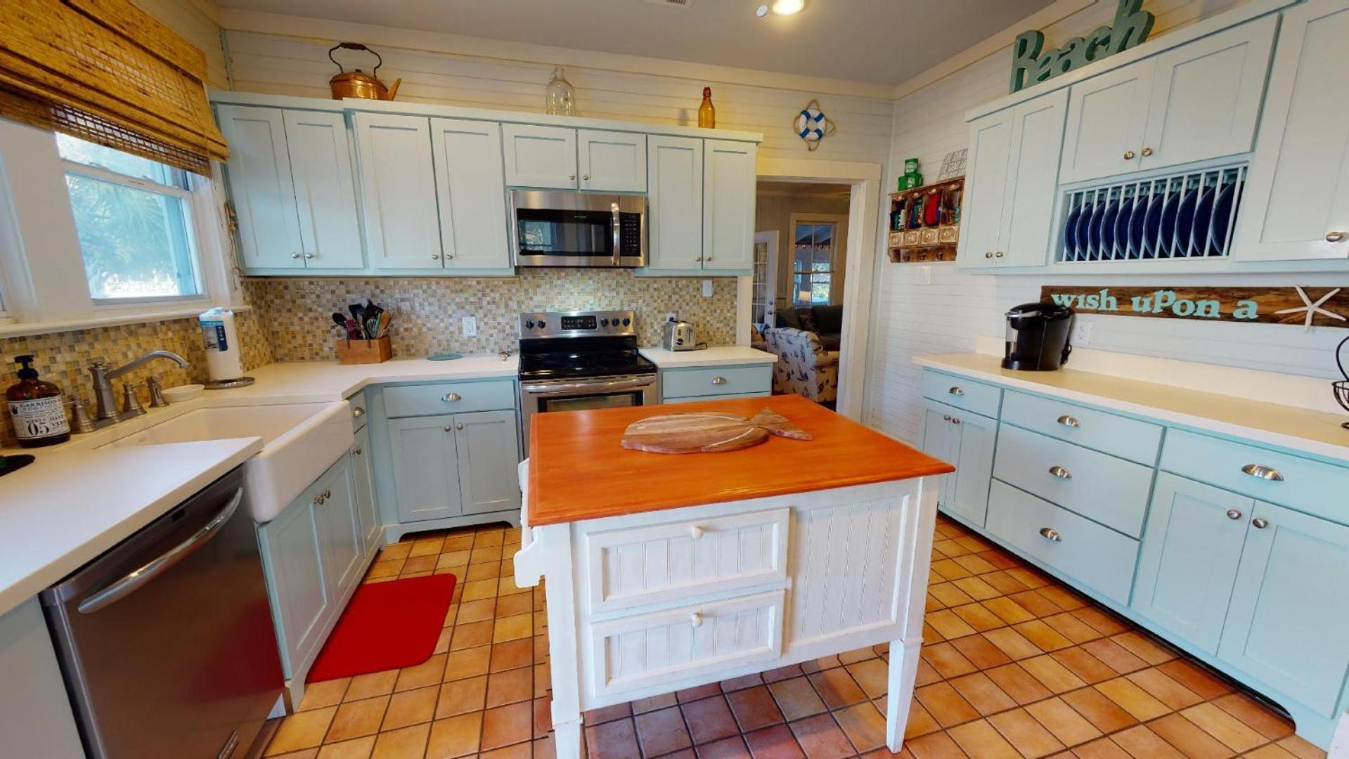 1201 Lovell Avenue By Tybee Beach Vacation Rentals Tybee Island Exteriör bild